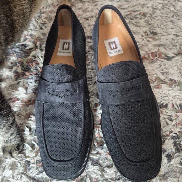 Magnanni black suede loafers for men size 43 - Picture 2 of 4